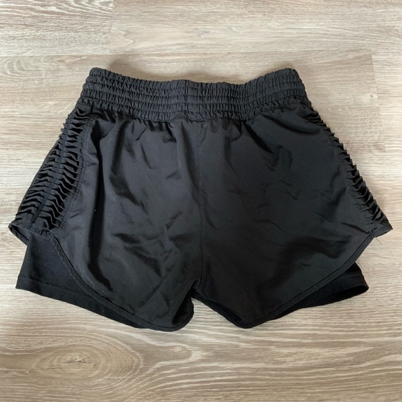 MPG | Black Running shorts - Picture 5 of 5